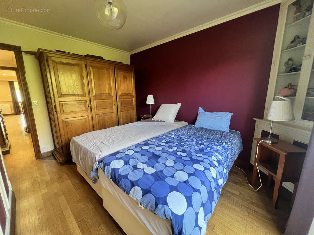 Appartement à CHILLY-MAZARIN