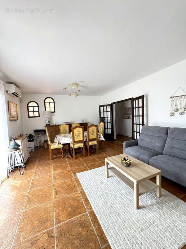Villa 4 pièces 100 m2 Canet Plage - photo 4