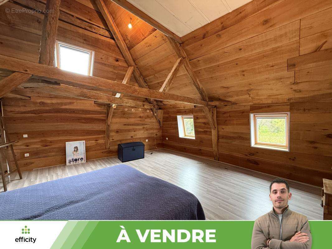 Maison à BONNEUIL-MATOURS