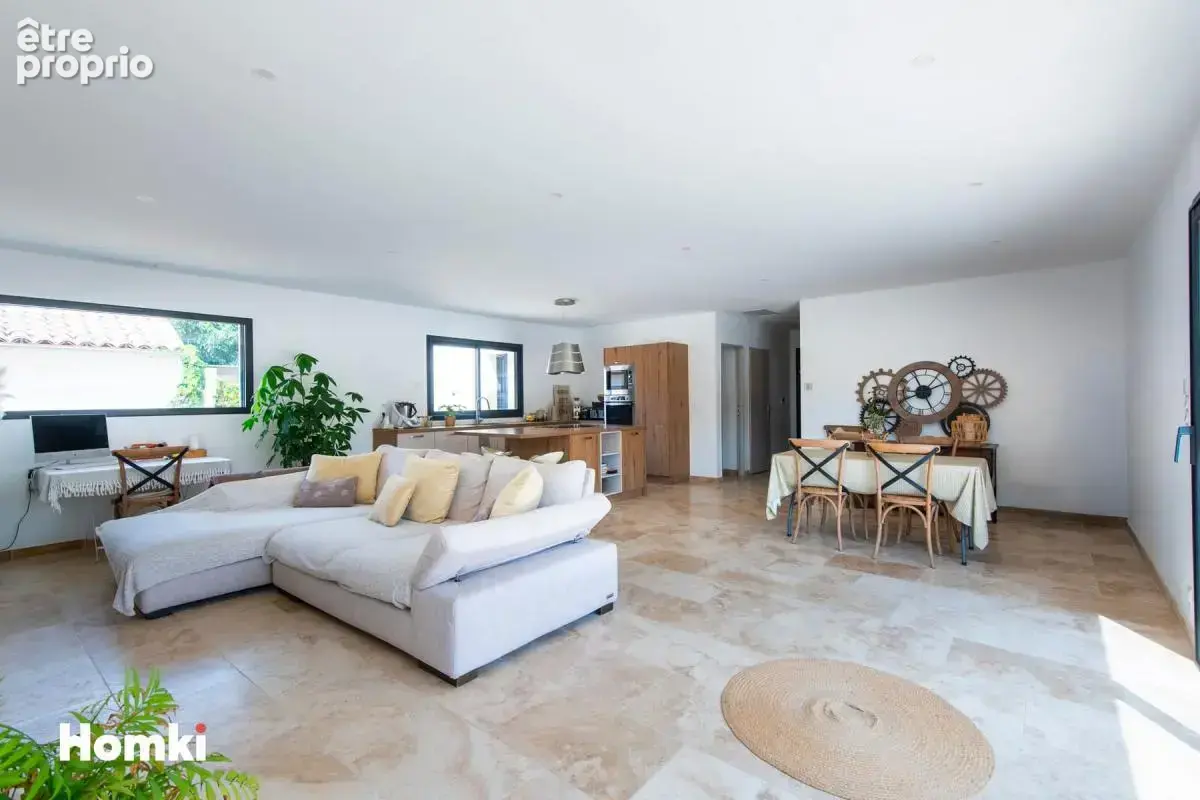 Maison/Villa T5 de 134 m² à L'Isle-sur-la-Sorgue 84800 - photo 10
