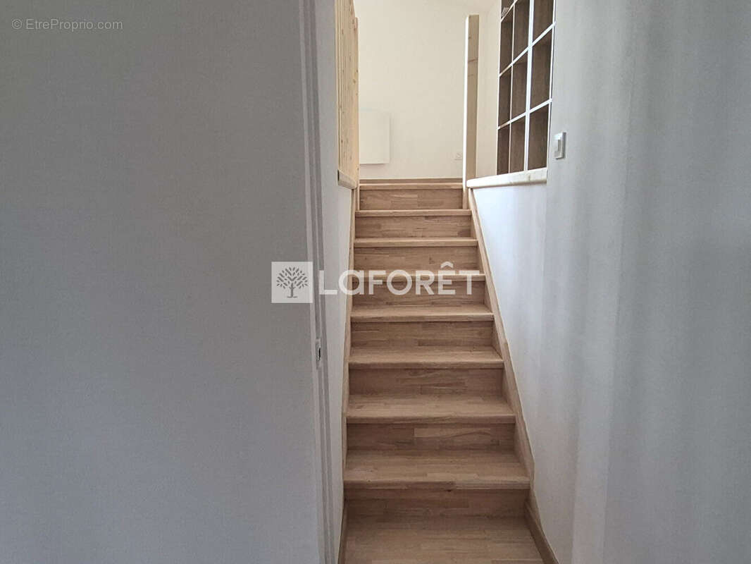 Maison 3 chambres au calme, proche commodités avec terrain et garage. - photo 8