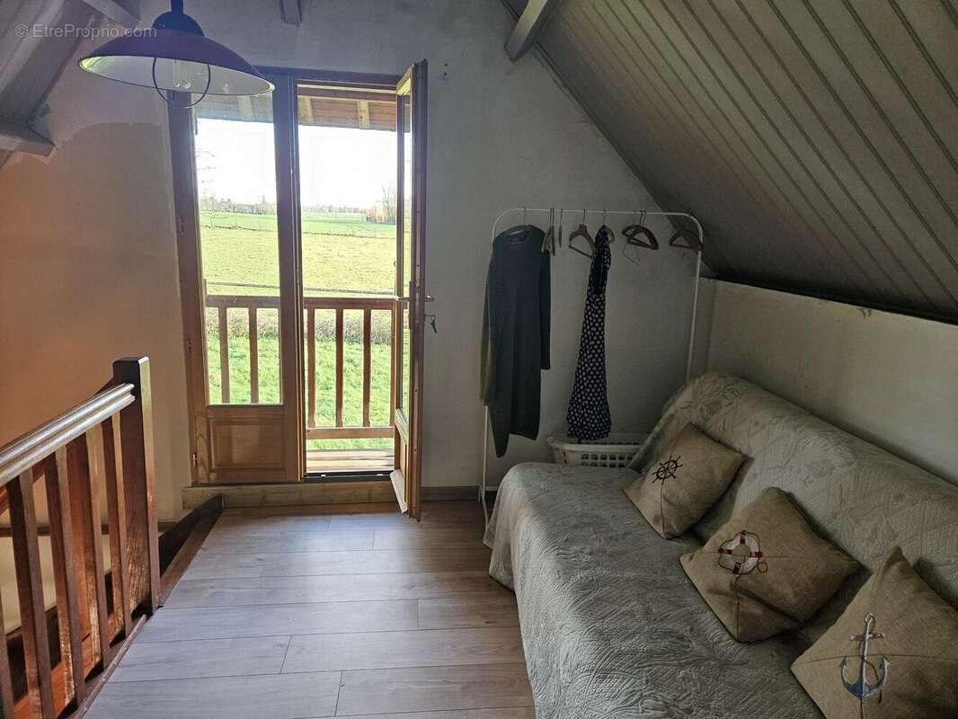 Maison à MORAINVILLE-JOUVEAUX