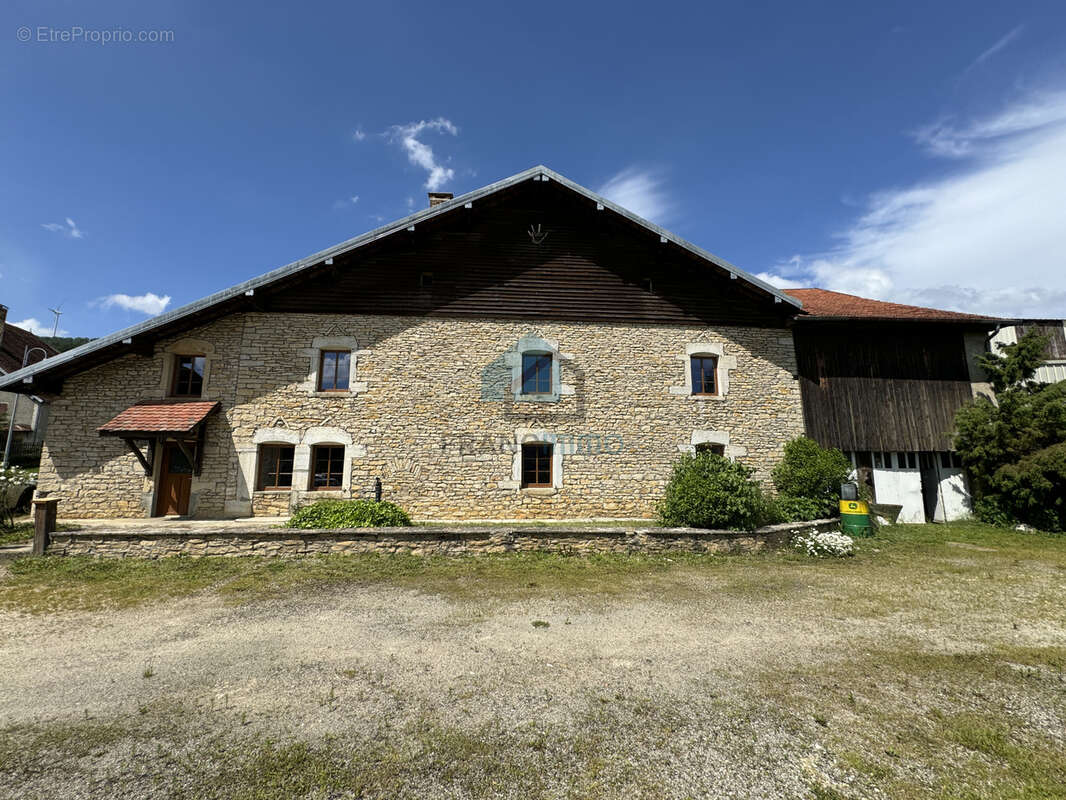 Maison à VALONNE