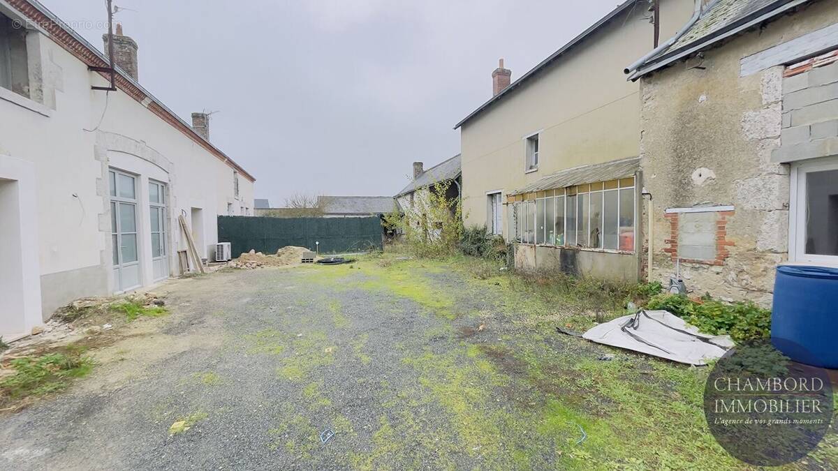 Maison à VINEUIL
