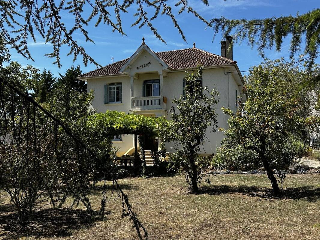 Maison à LOUBES-BERNAC