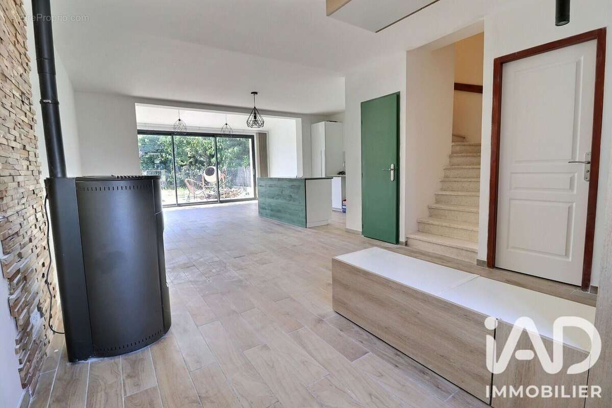 Maison 86 m² à Avignon  - photo 3