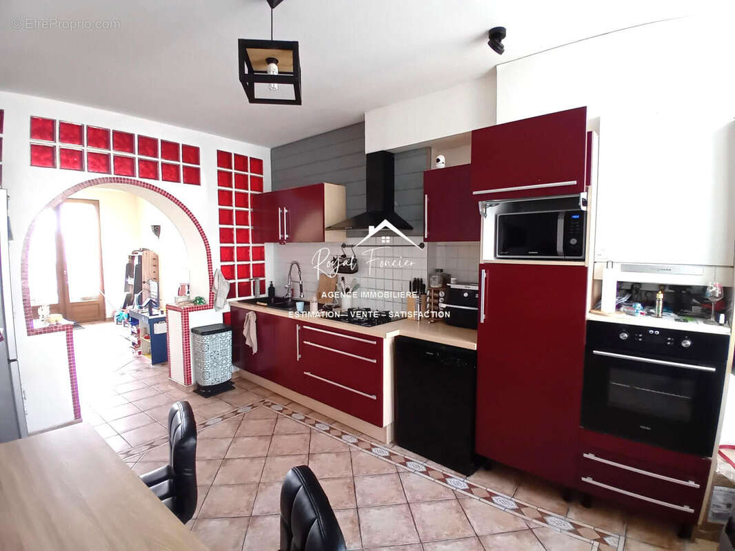 Maison à CHATELLERAULT