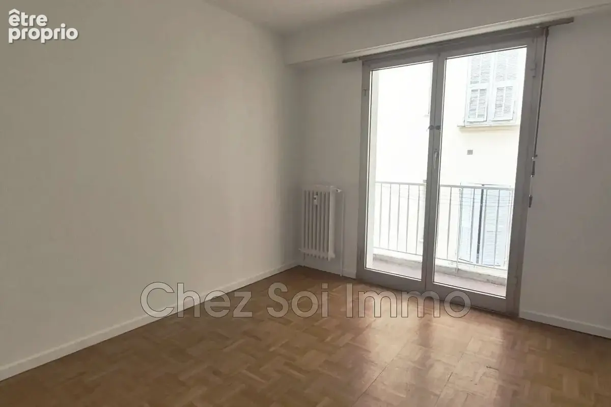 Appartement 59 m² à Nice  - photo 4