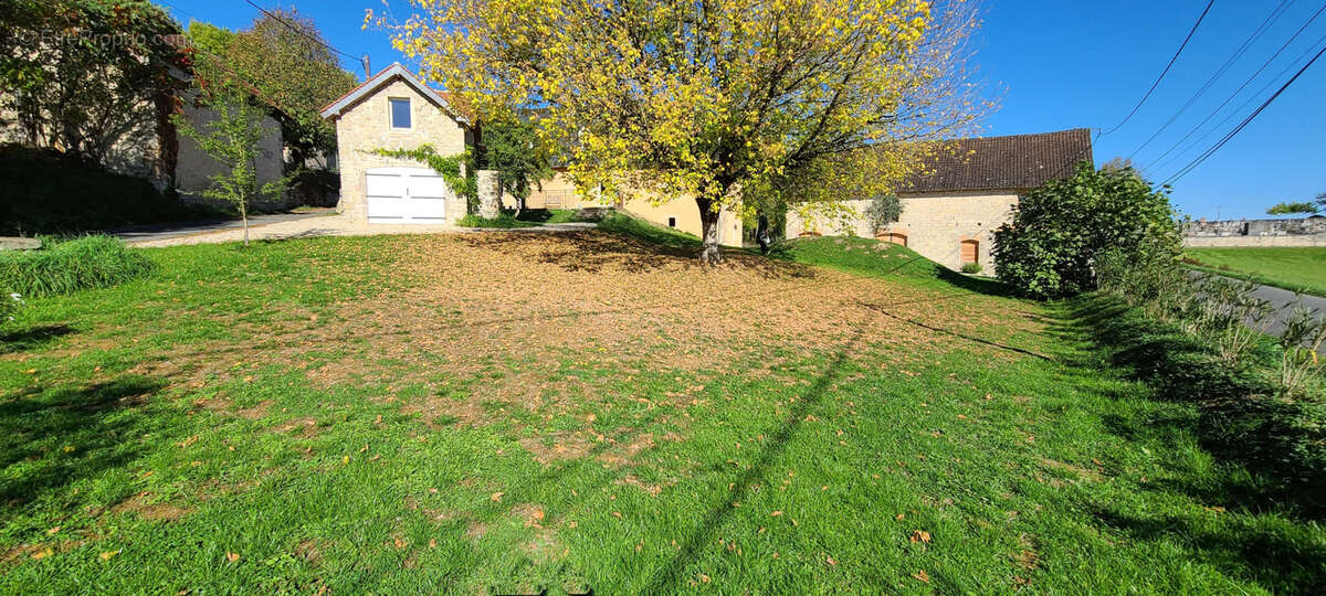 Maison à BRANCEILLES