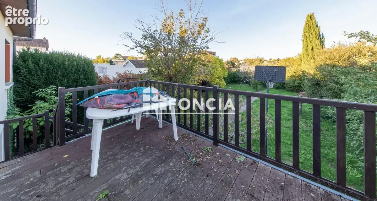 GIBAUDERIE Investissement locatif, maison de 6 chambres louées 450 euros chaque, rapport possible de 32400e annuel - photo 5