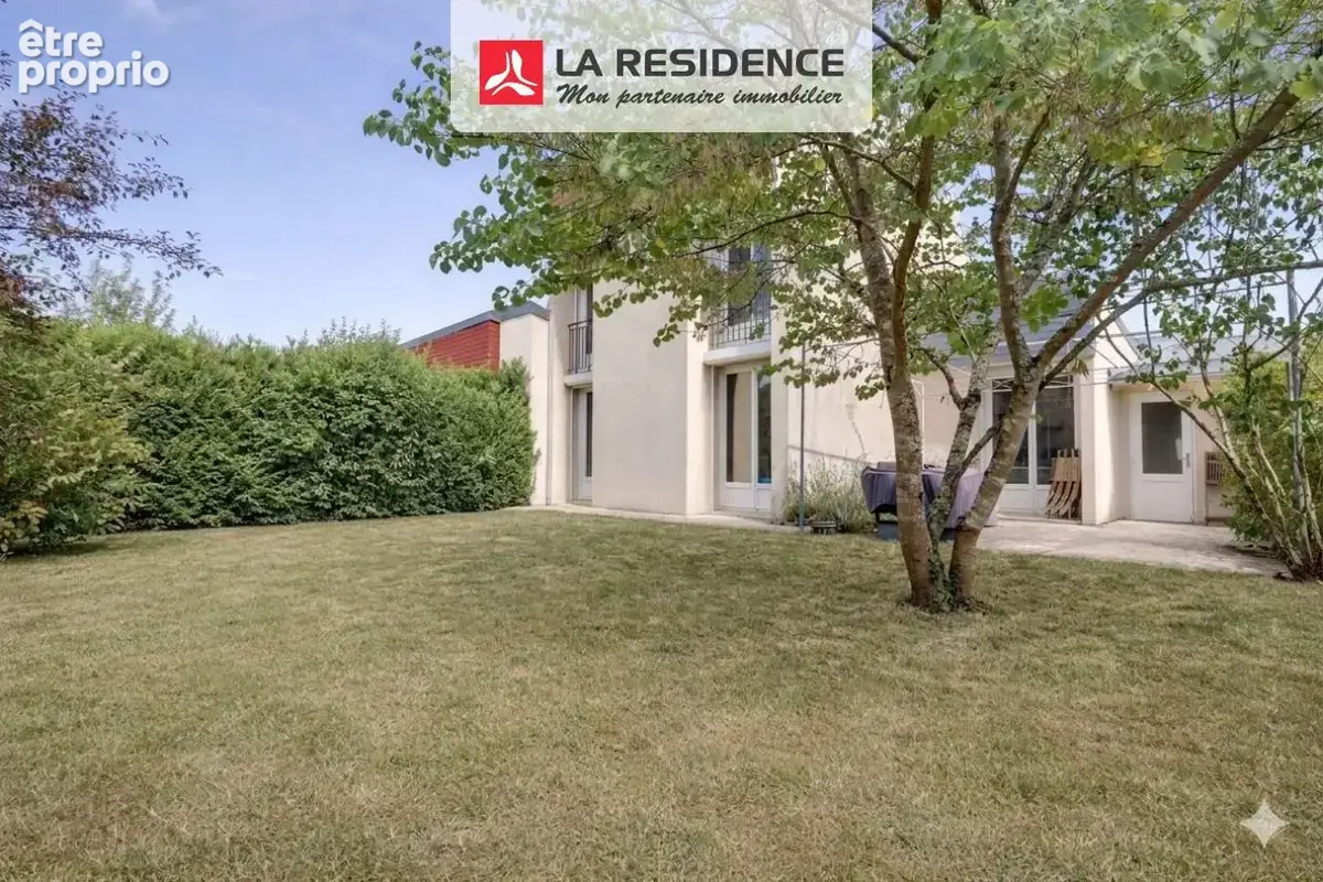 Maison 6 pièces 109 m² à vendre à Saint-Gervais-La-Foret (41350) - photo 9