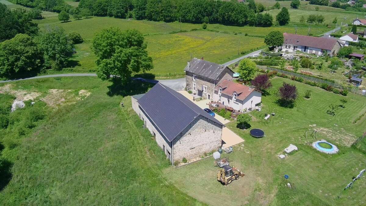 Maison à BUSSIERE-GALANT
