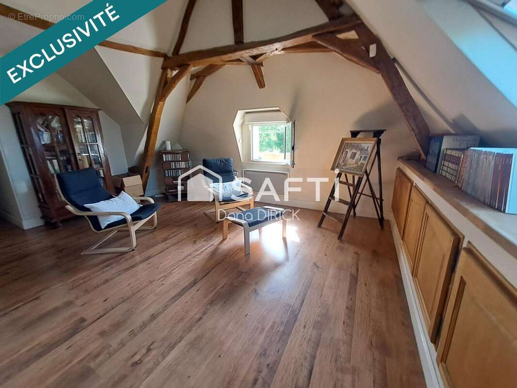 Maison 300 m² à Brehemont  - photo 9