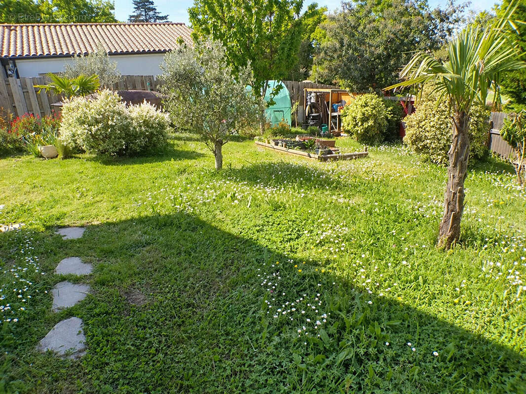 Maison à SAINT-MICHEL-CHEF-CHEF