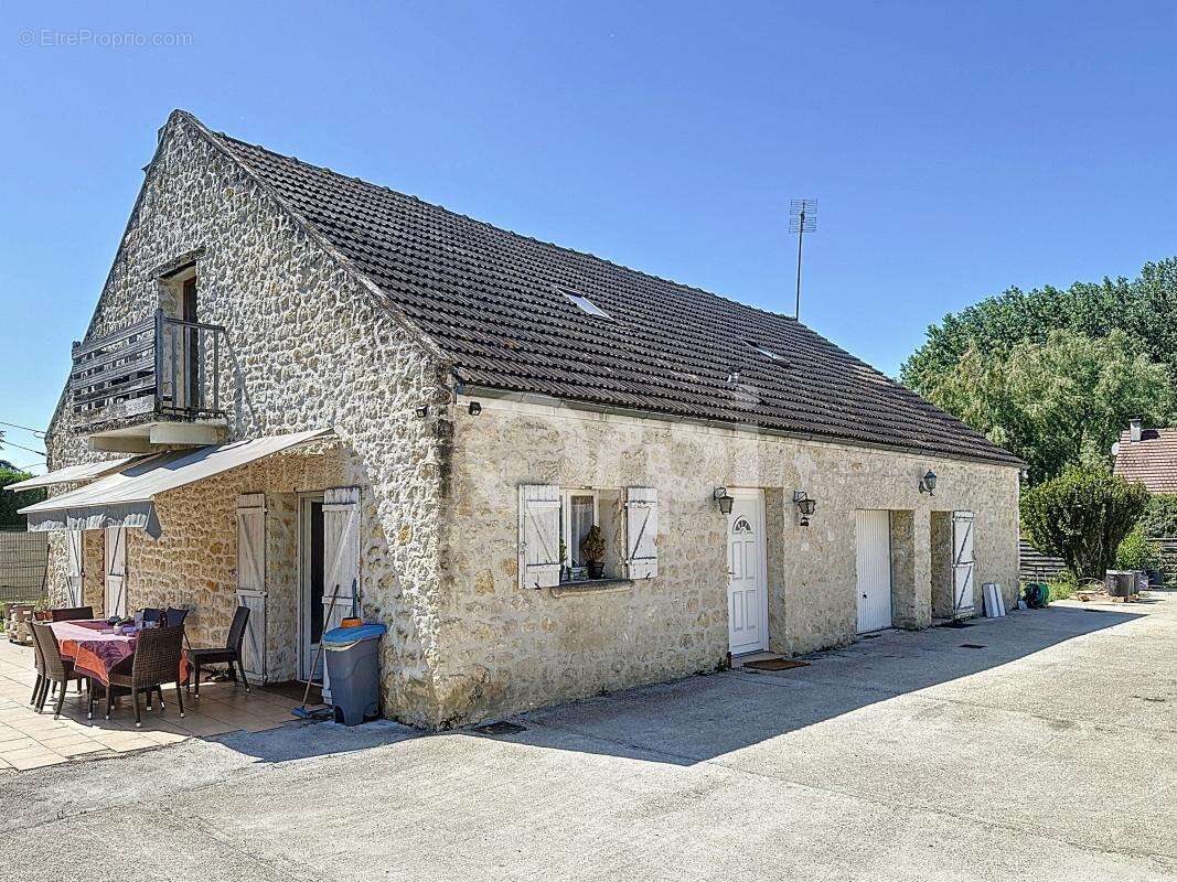 Maison à CHOISY-AU-BAC