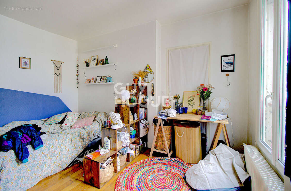 Appartement à PARIS-20E