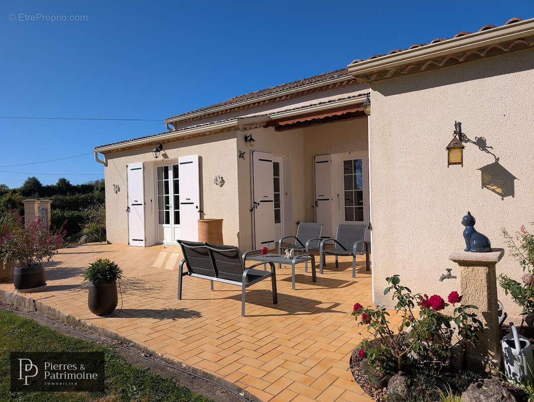Maison à MONCRABEAU
