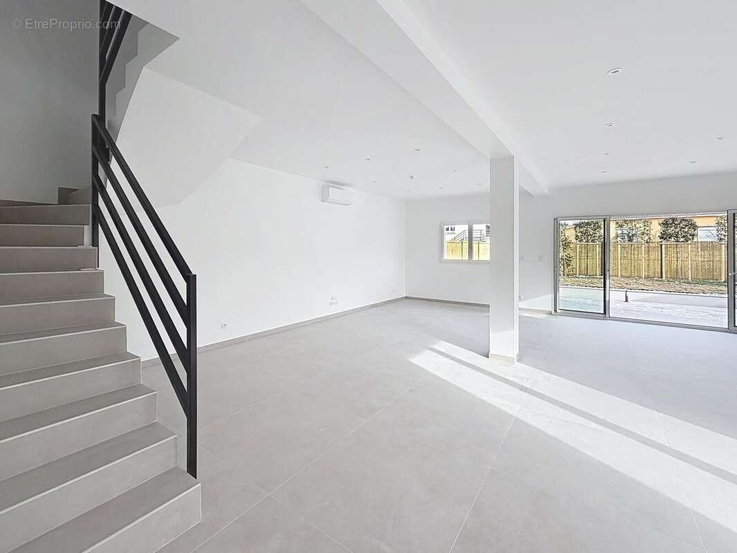 Photo 6 - Maison à CORMONTREUIL