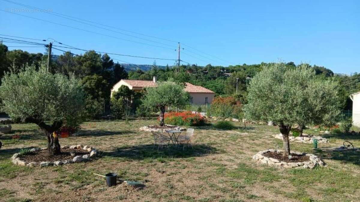 Maison Plan D Aups Sainte Baume 5 pièce(s) 128 m2 - photo 17