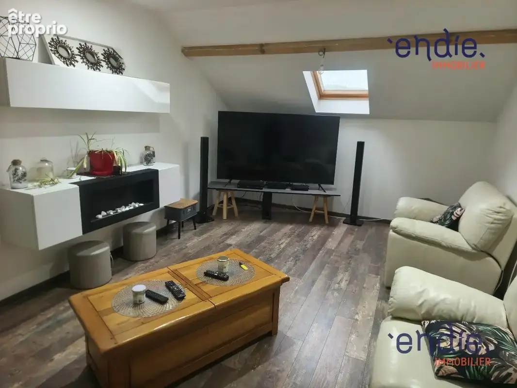 Maison 6 pièces 117 m² à vendre à Cosne-D'allier (03430) - photo 2