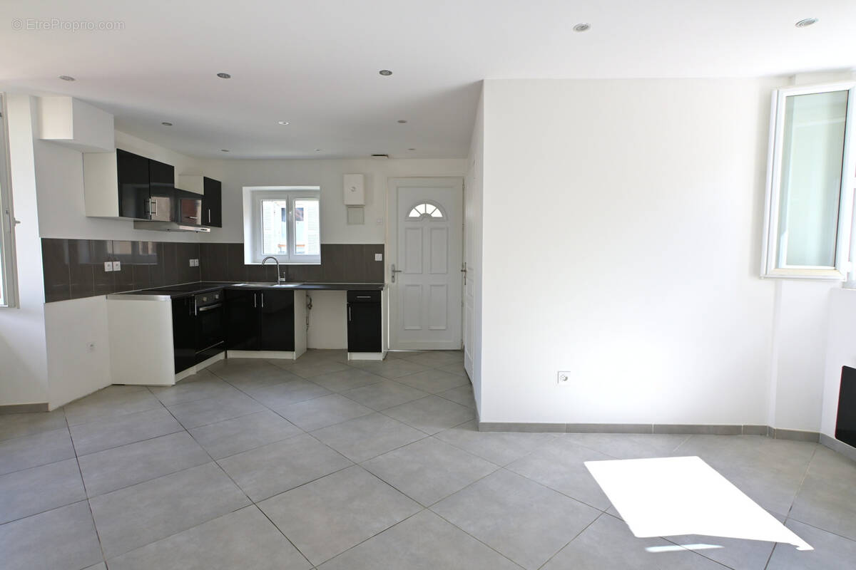 Appartement à VILLARD-BONNOT