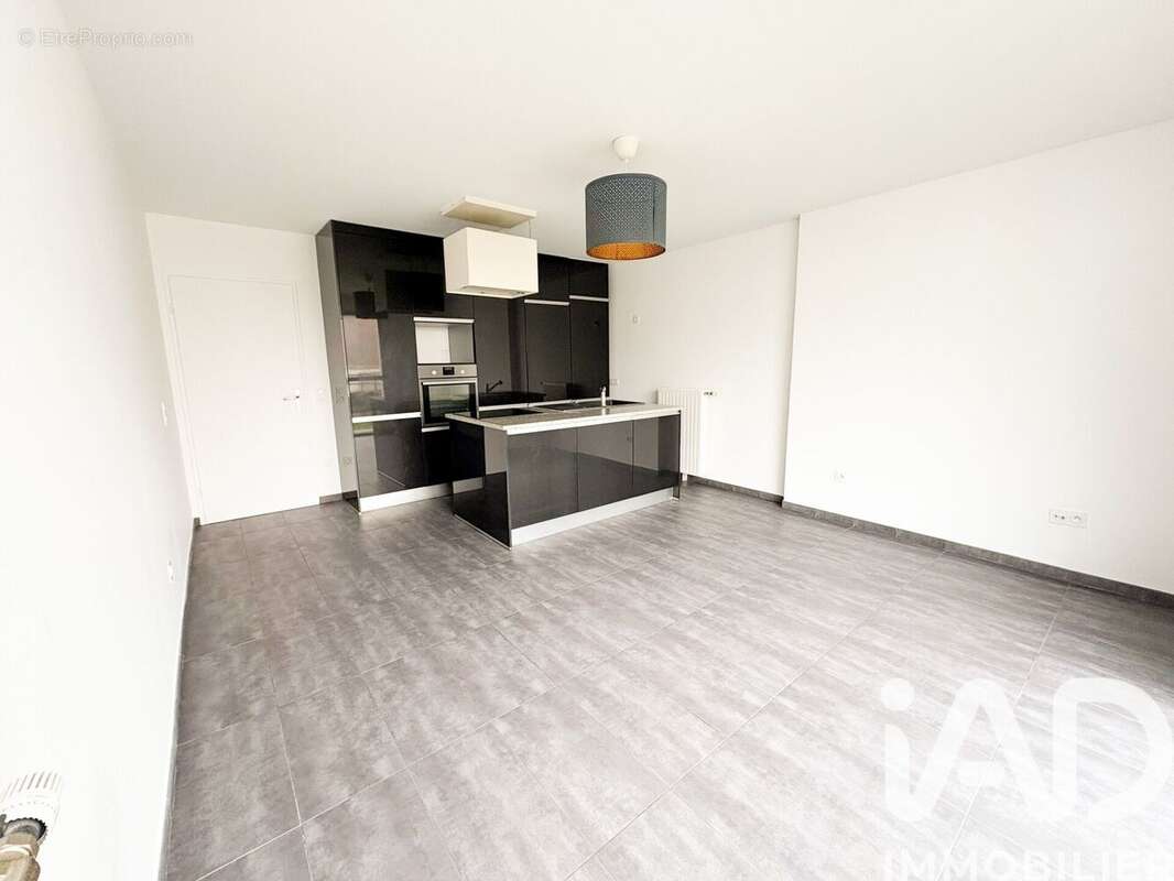 Photo 2 - Appartement à VILLIERS-LE-BEL