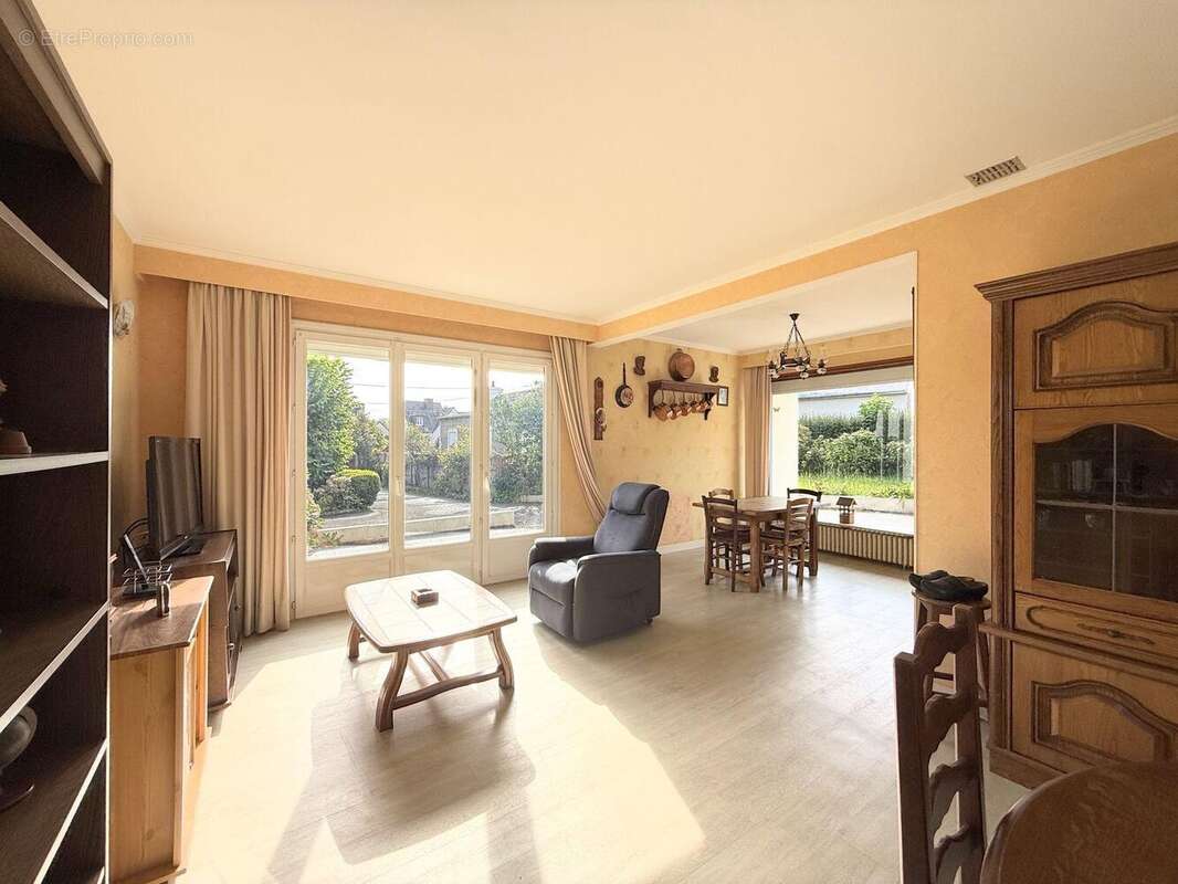 Maison 129 m² à Tredrez-Locquemeau  - photo 9