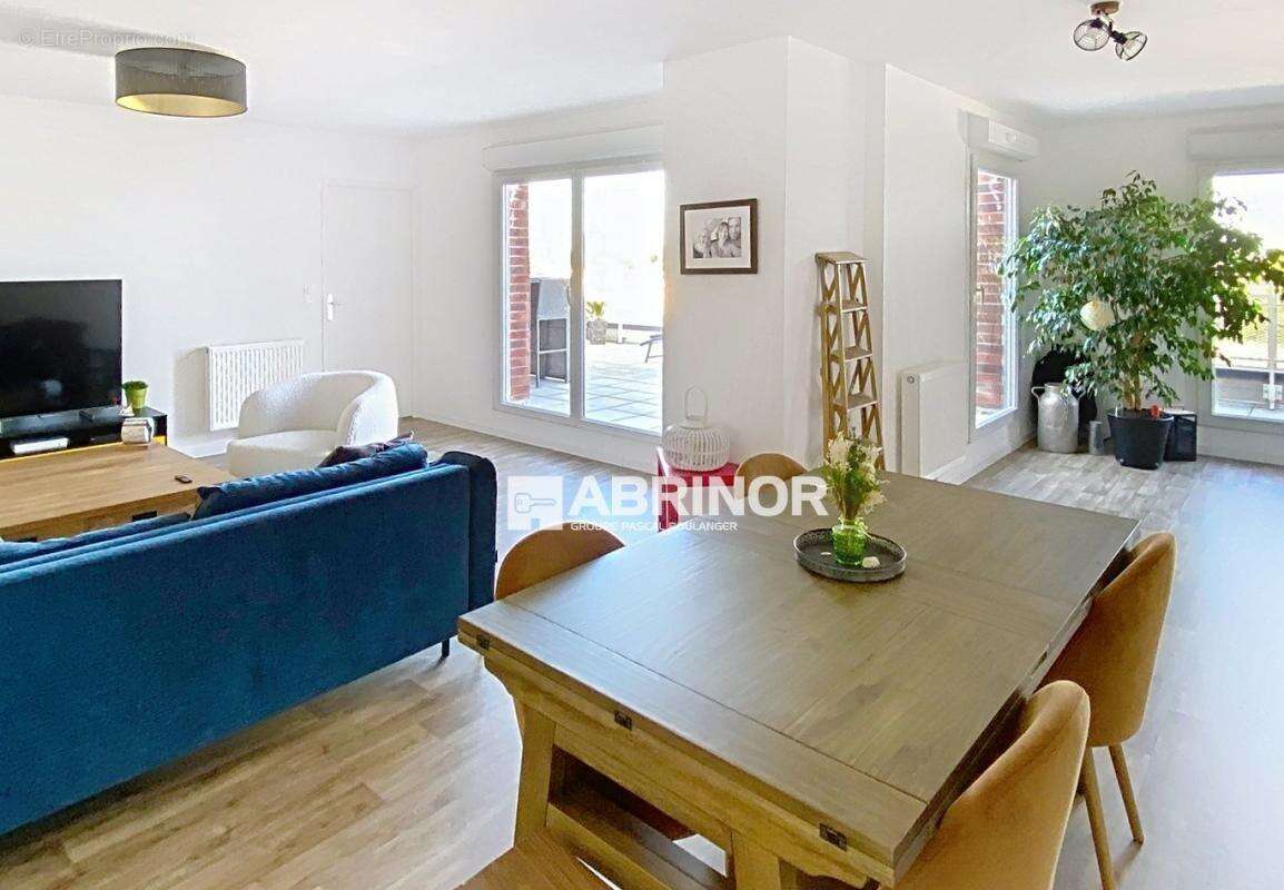 Appartement à QUESNOY-SUR-DEULE