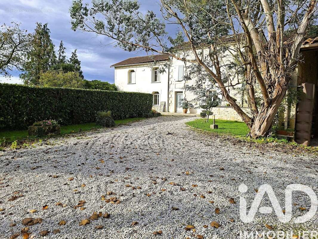 Photo 3 - Maison à BUNZAC