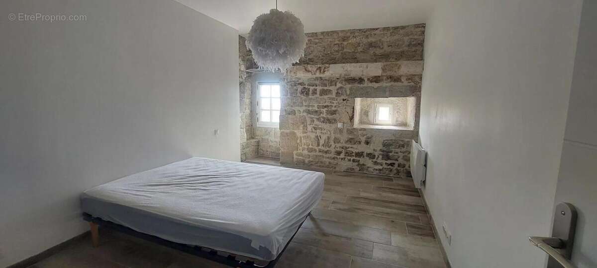 Maison à VEZENOBRES