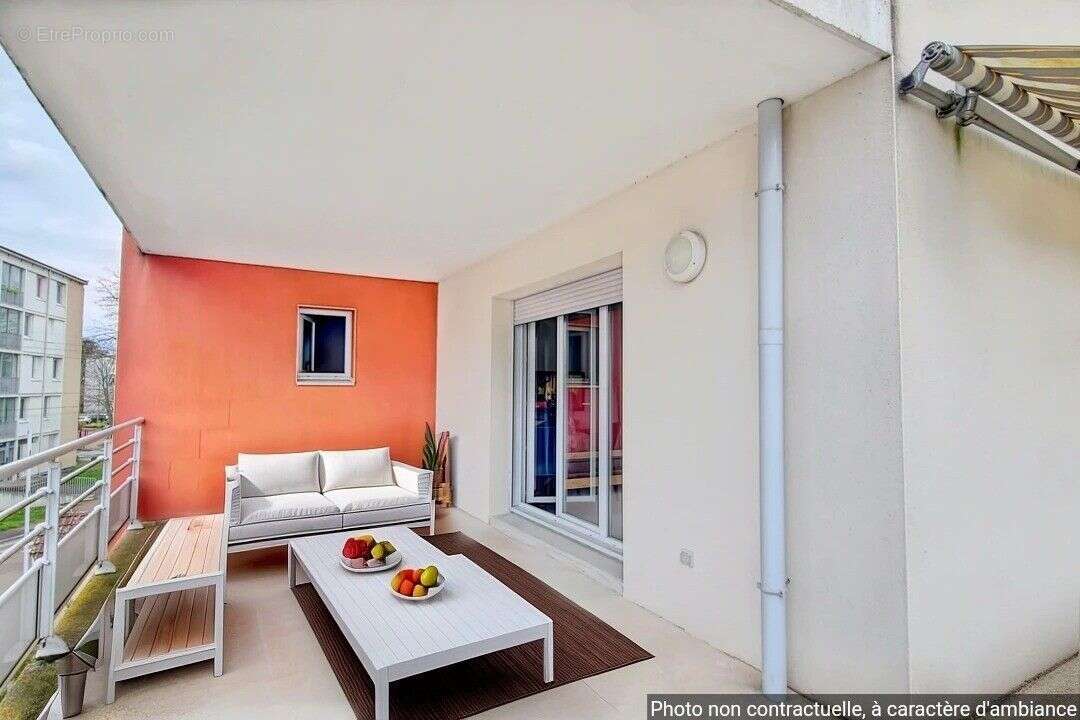 Appartement à CHENOVE