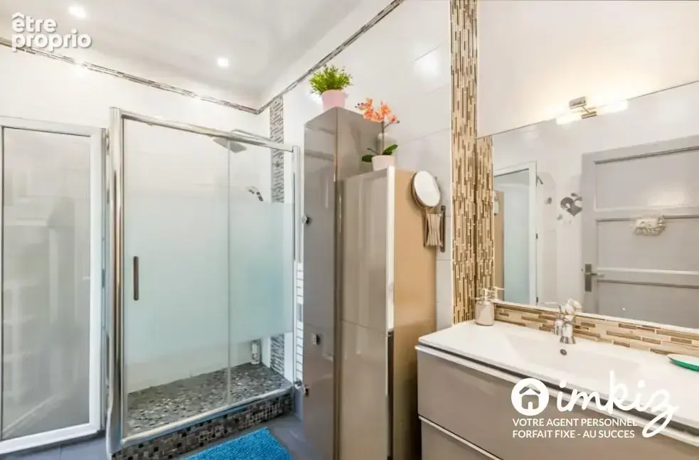 Appartement lumineux avec fort potentiel ! - photo 6