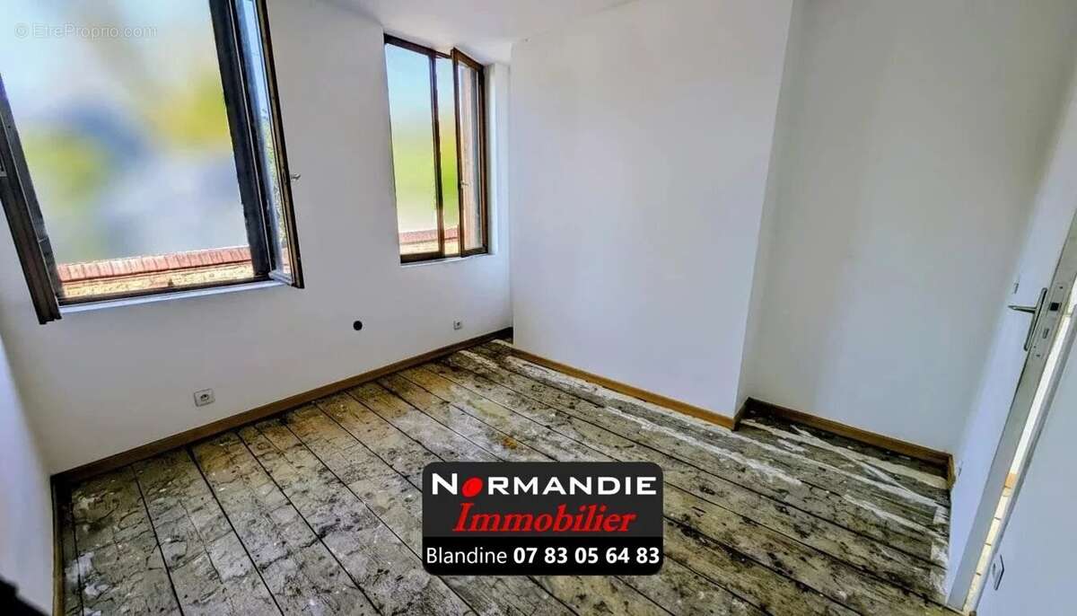 Maison de Ville avec jardin- 59 M2 -  Lillebonne - photo 4