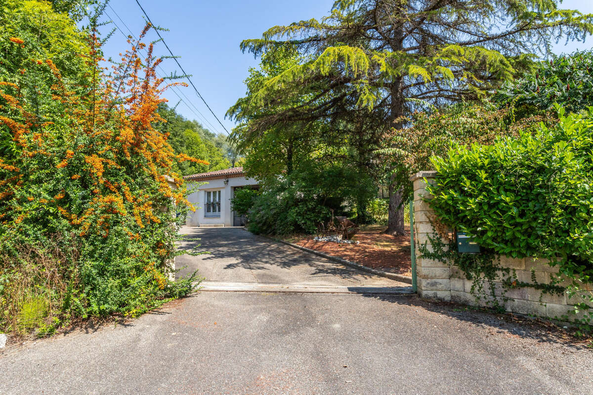 Maison de campagne, garage, piscine, terrain. - photo 18