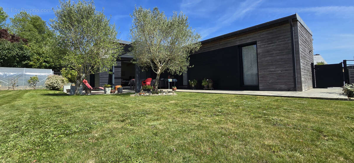 Maison à MELLAC