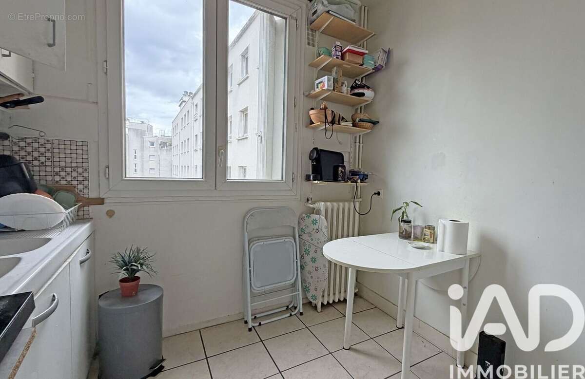 Photo 2 - Appartement à PARIS-18E