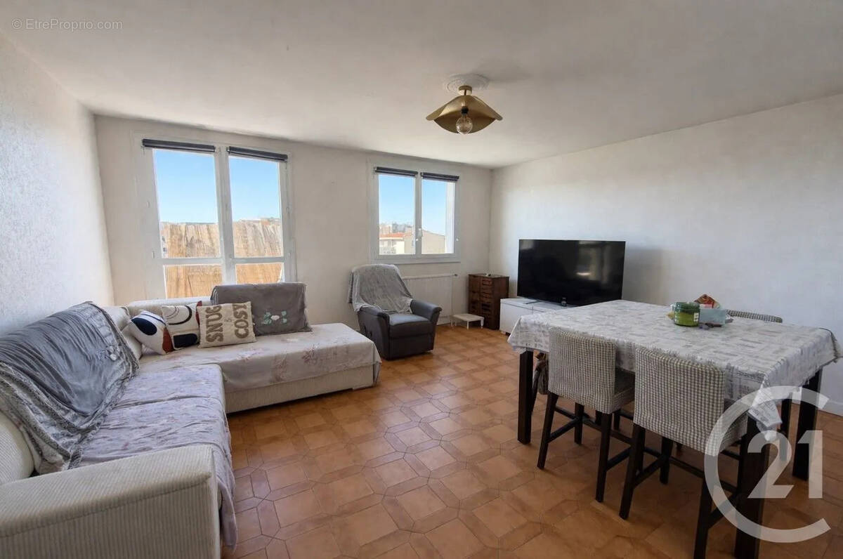 Appartement à COLOMIERS