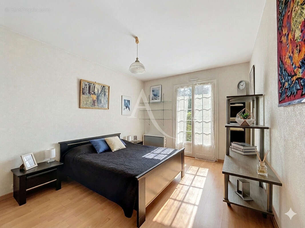 Maison Bouchemaine 6 pièce(s) 208 m2 - photo 8