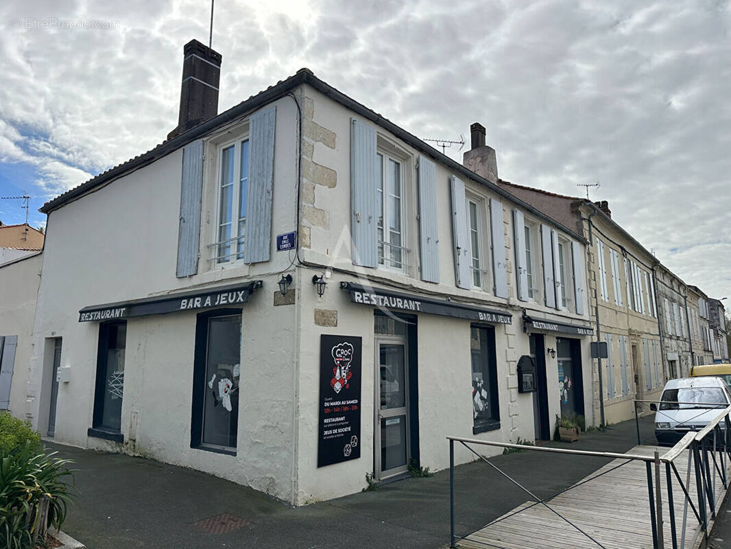 Commerce à ROCHEFORT