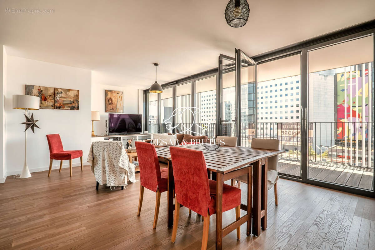 Appartement à NANTERRE