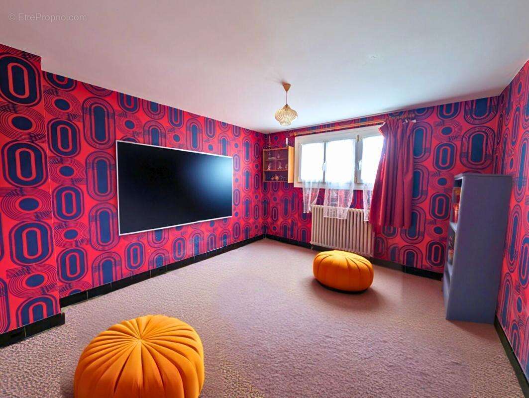 Maison à SAINTE-LUCE-SUR-LOIRE