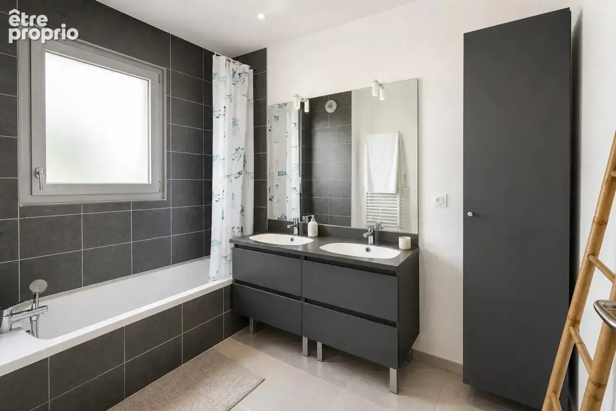Appartement T4 de 86 m²en duplex situé à Villeurbanne - photo 12