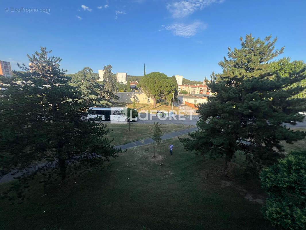 Appartement à SALON-DE-PROVENCE