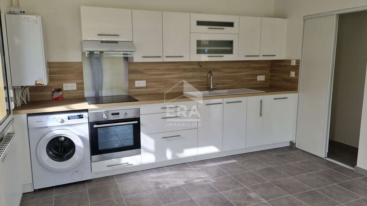 Appartement à BUCHY