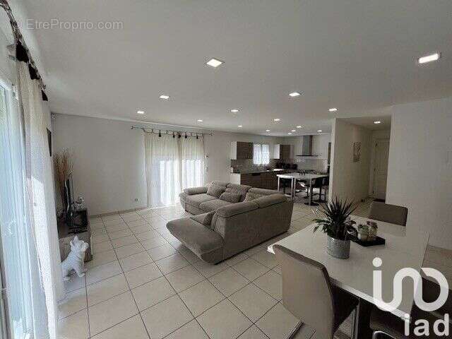 Photo 4 - Maison à LA ROCHETTE