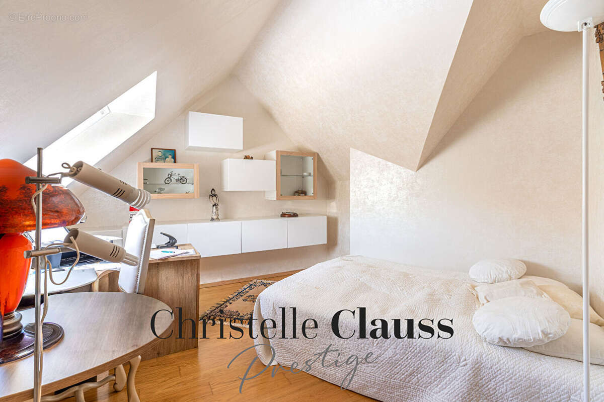 Obernai - Maison de standing 212 m² -  vente en NUE PROPRIETE (usufruit viager) - photo 13