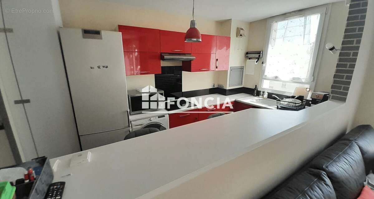 Appartement à MONTIGNY-LE-BRETONNEUX