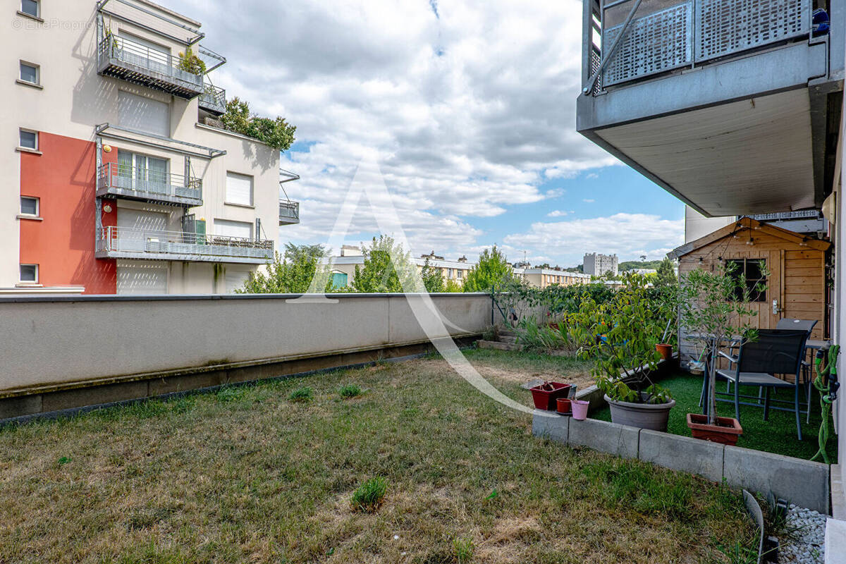 Appartement à LIMEIL-BREVANNES