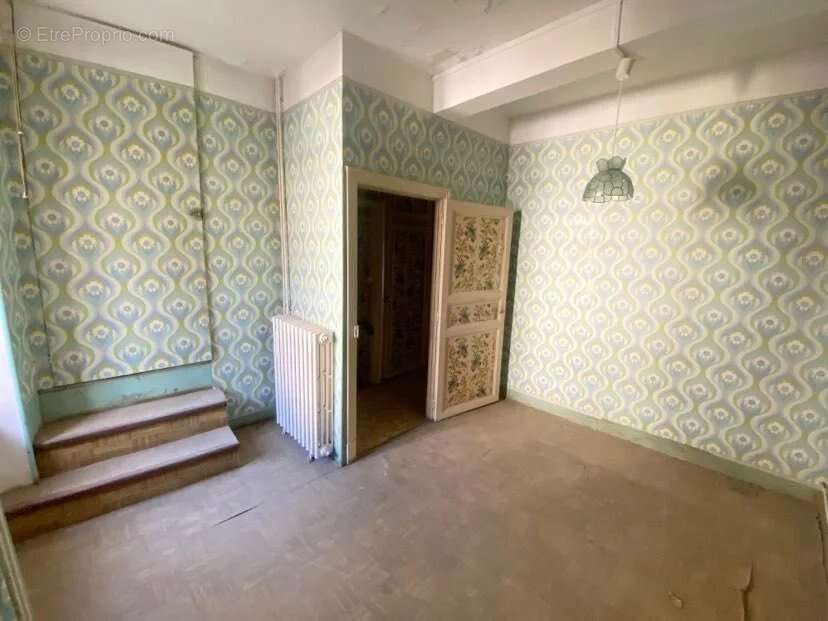 Maison à VILLENEUVE-MINERVOIS