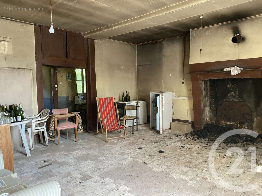Maison 150 m² à Le Noyer  - photo 6